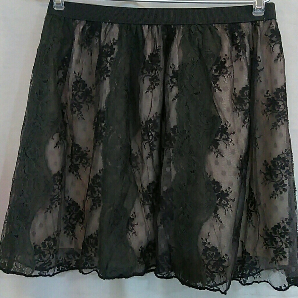 America Eagle Outfitters Mini Lace Skirt Size XS